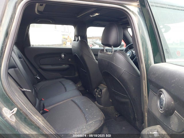 Mini Clubman 2017 WMWLU1C32H2F28409 Image 8