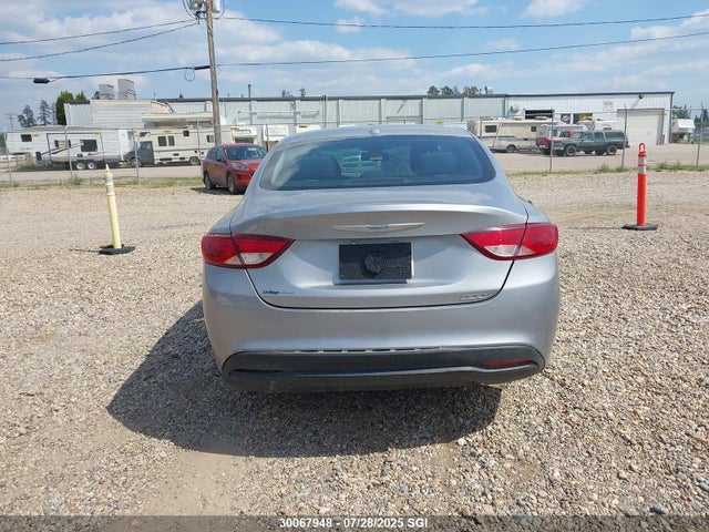 Chrysler 200 2015 1C3CCCFB9FN757087 Image 16