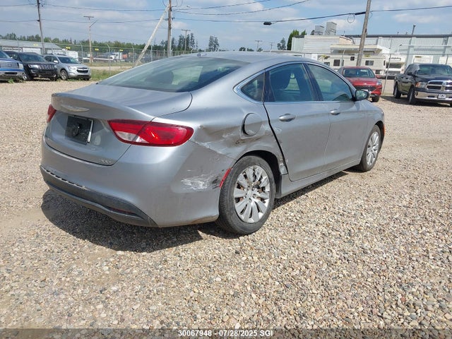 Chrysler 200 2015 1C3CCCFB9FN757087 Image 4