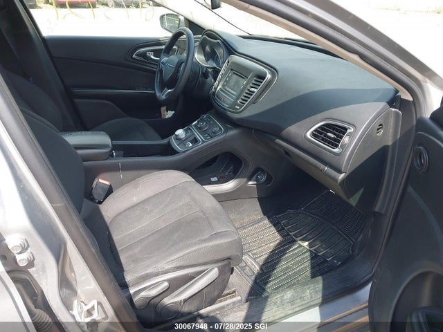 Chrysler 200 2015 1C3CCCFB9FN757087 Image 5