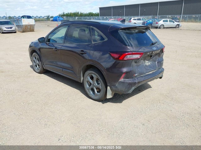 1FMCU9MZ6PUA57266 Ford dura d4 ivct atk