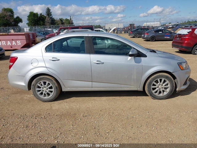Chevrolet luw - mfi, e85 max 2018 1G1JD5SH4J4122467 Image 12