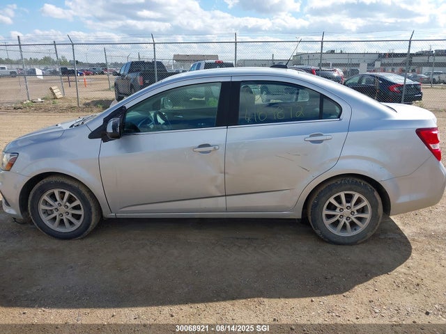 Chevrolet luw - mfi, e85 max 2018 1G1JD5SH4J4122467 Image 13