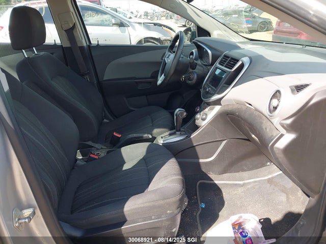 Chevrolet luw - mfi, e85 max 2018 1G1JD5SH4J4122467 Image 5