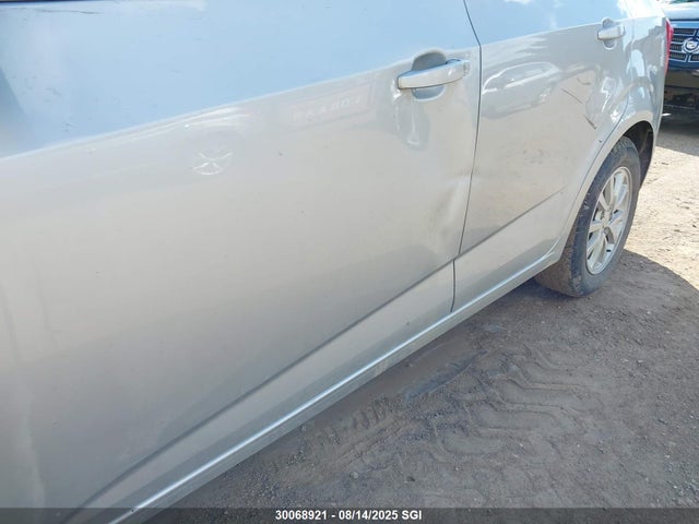 Chevrolet luw - mfi, e85 max 2018 1G1JD5SH4J4122467 Image 6