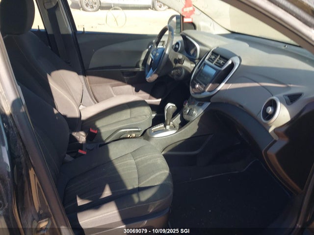 1G1JD5SH9H4156088 Chevrolet luw - mfi, e85 max