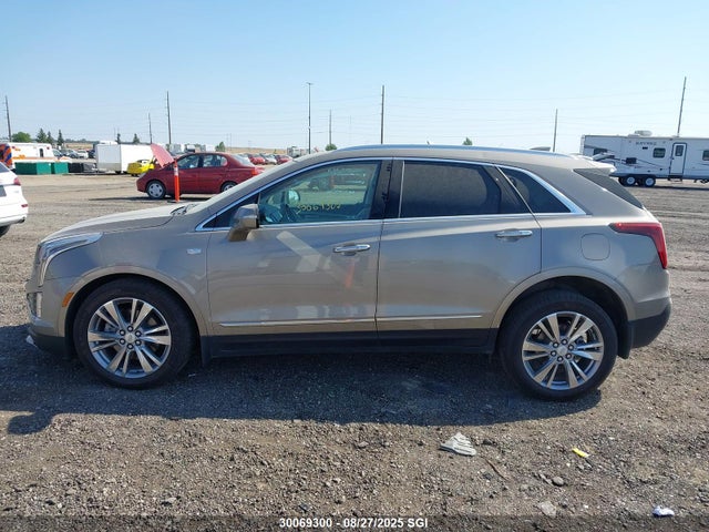1GYKNDRS3PZ175445 Cadillac lgx