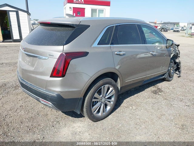 1GYKNDRS3PZ175445 Cadillac lgx