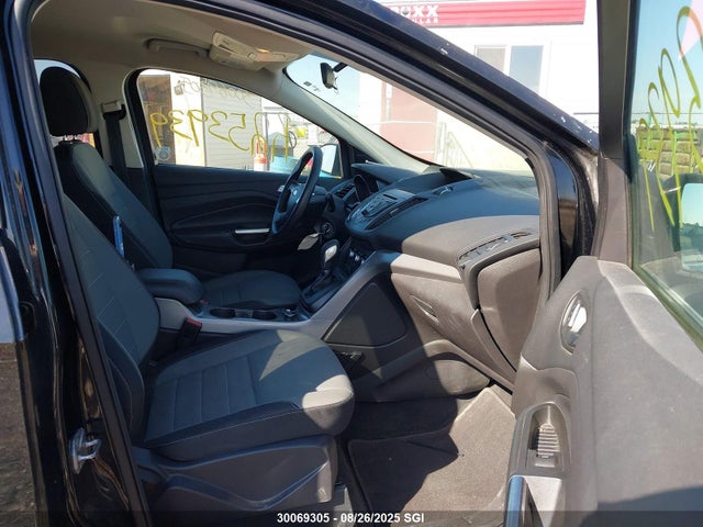 1FMCU9GX1GUB76496 Ford Escape