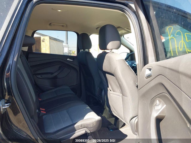 1FMCU9GX1GUB76496 Ford Escape
