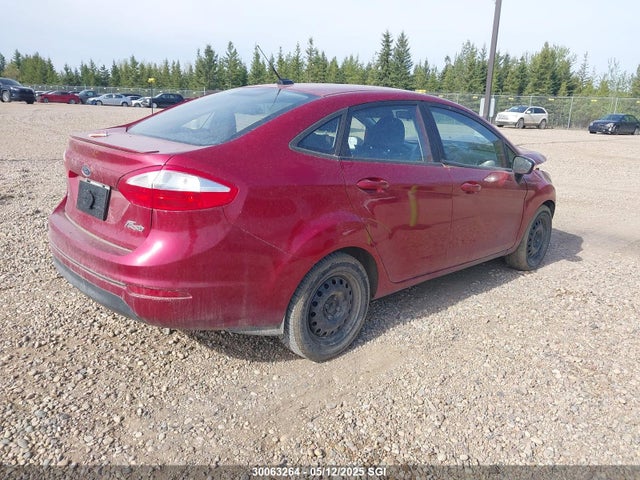 Ford 2015 2015 3FADP4BJ5FM222541 Image 4