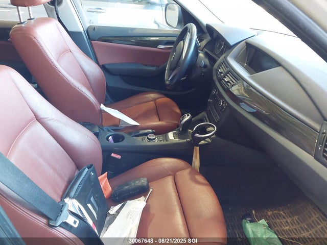 2012 Bmw X1 Xdrive28i მანქანა იყიდება აუქციონზე, vin: WBAVL1C51CVR81096, აუქციონის ნომერი: 30067648