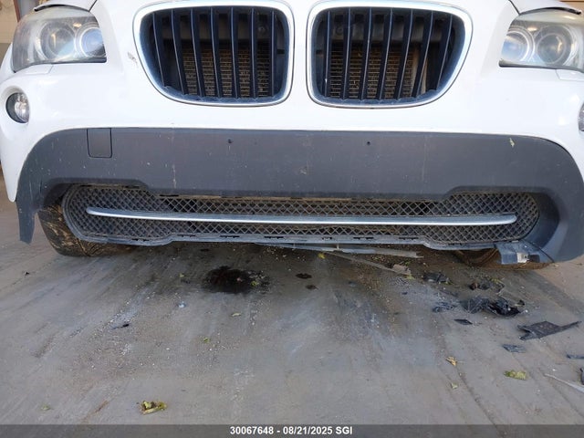 2012 Bmw X1 Xdrive28i მანქანა იყიდება აუქციონზე, vin: WBAVL1C51CVR81096, აუქციონის ნომერი: 30067648