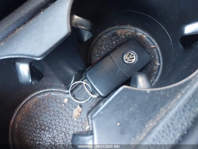 Volkswagen 2015 2015 3VWLA7AJ2FM239997 Image 11