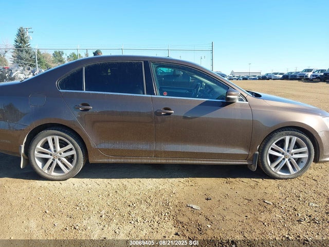 Volkswagen 2015 2015 3VWLA7AJ2FM239997 Image 13