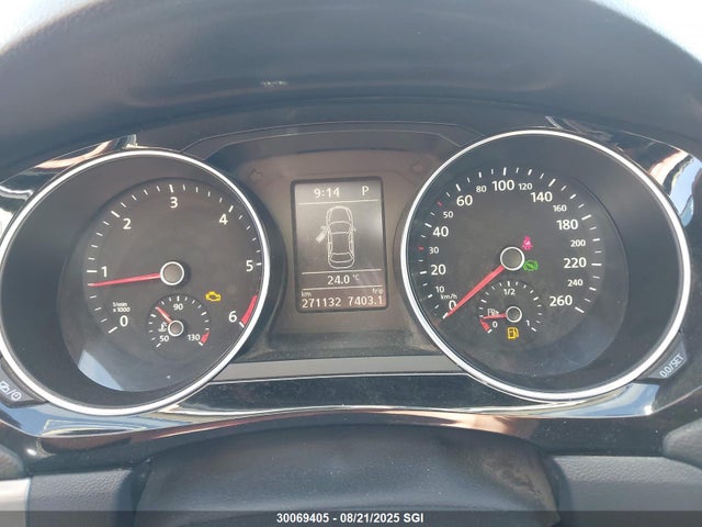 Volkswagen 2015 2015 3VWLA7AJ2FM239997 Image 15