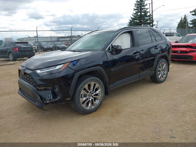 30066709 :رقم المزاد ، 2T3R1RFV7PC328986 vin ، 2023 Toyota Rav4 Xle/xle Premium مزاد بيع