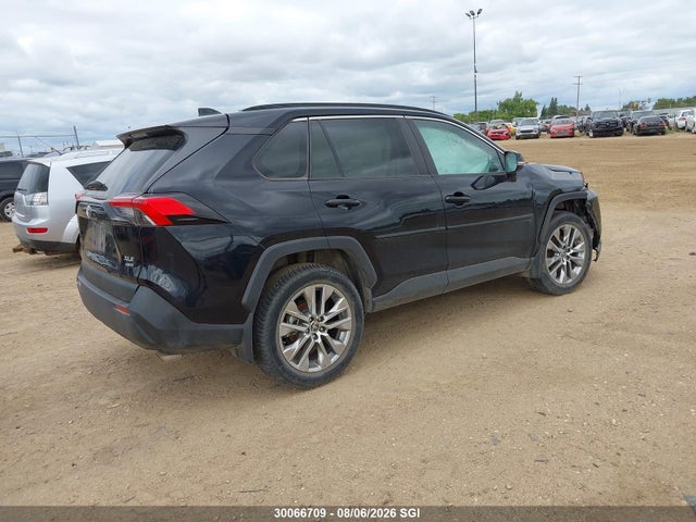 Auction sale of the 2023 Toyota Rav4 Xle/xle Premium, vin: 2T3R1RFV7PC328986, lot number: 30066709