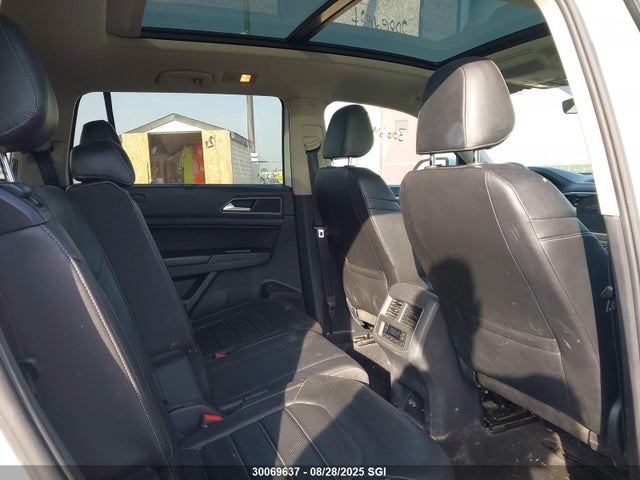 1V2MR2CAXJC571209 Volkswagen Atlas