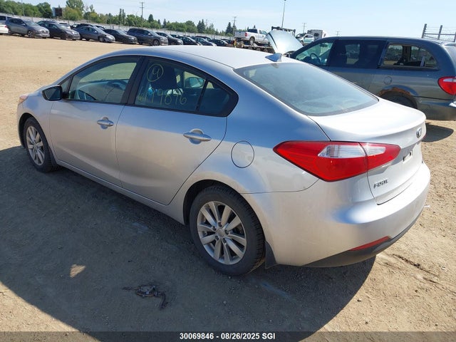 KIA Forte 2014 KNAFX4A69E5063136 Image 3