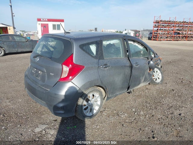 3N1CE2CPXJL366445 Nissan VERSA NOTE
