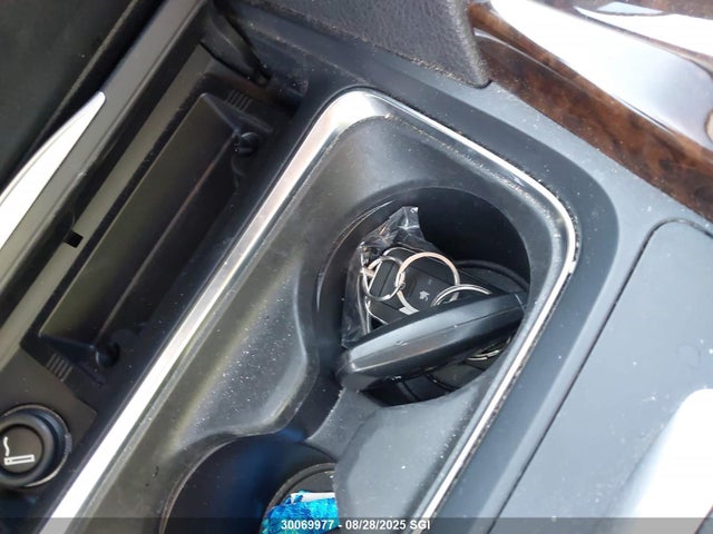 WBA3B3C5XEJ979024 BMW 328I