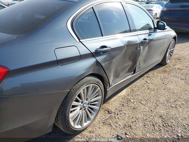 WBA3B3C5XEJ979024 BMW 328I