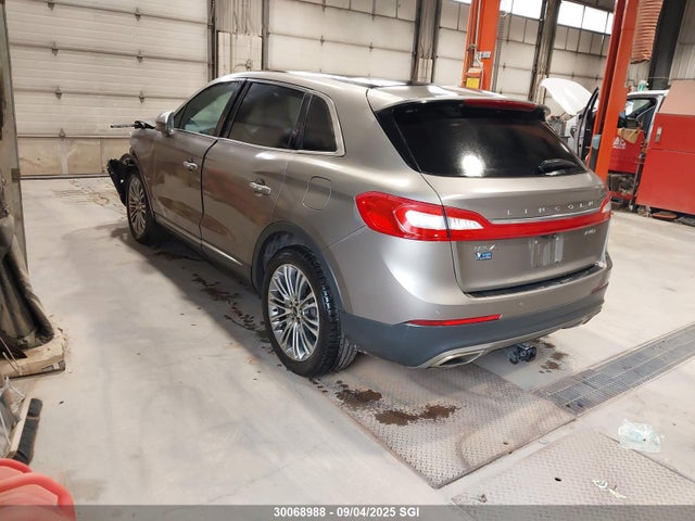 2LMTJ8LR8GBL72892 Lincoln MKX
