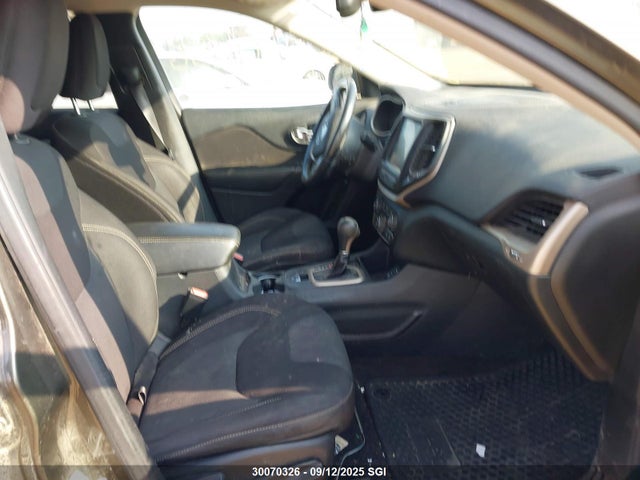 Jeep Cherokee 2015 1C4PJLCB4FW607499 Image 5