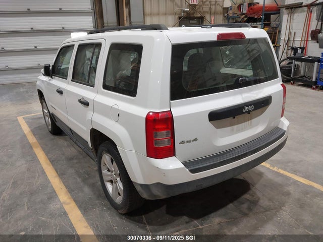 1C4NJRAB3HD178741 Jeep Patriot