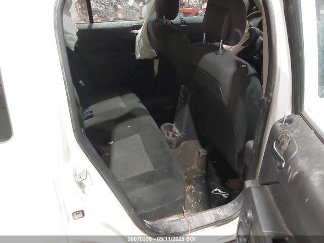 1C4NJRAB3HD178741 Jeep Patriot