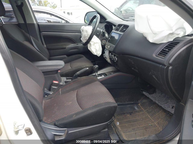 JA4AJ3AU1KU603890 Mitsubishi mivec