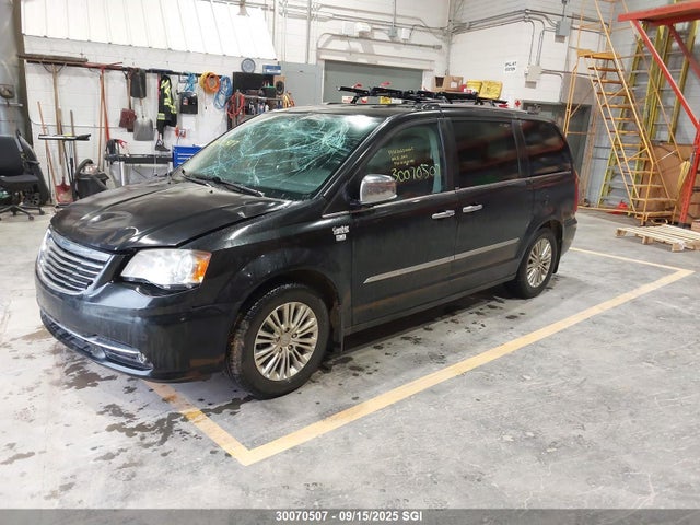 2C4RC1CG9ER303417 Chrysler Town and Country