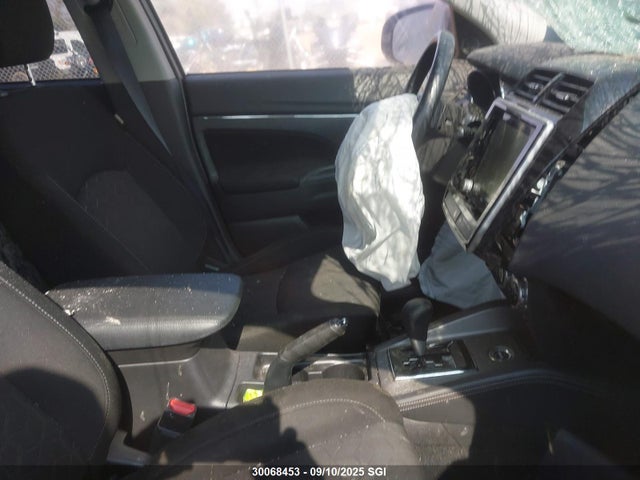 JA4AJVAW3MU605530 Mitsubishi mivec