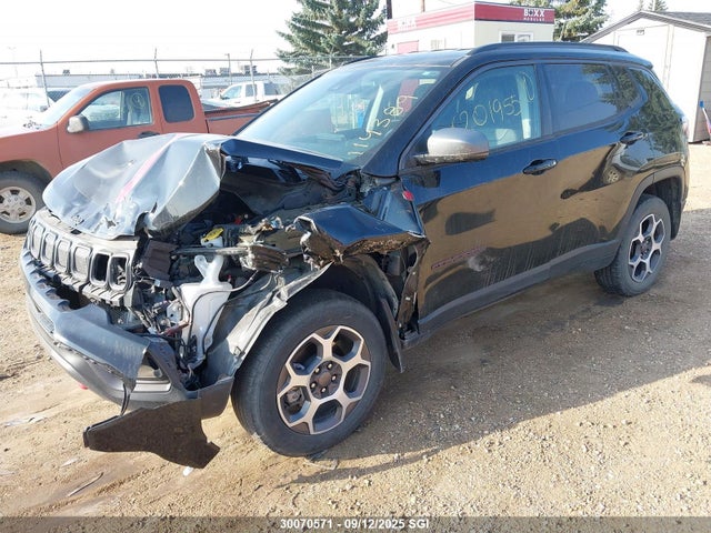 3C4NJDDB8NT114389 Jeep Compass