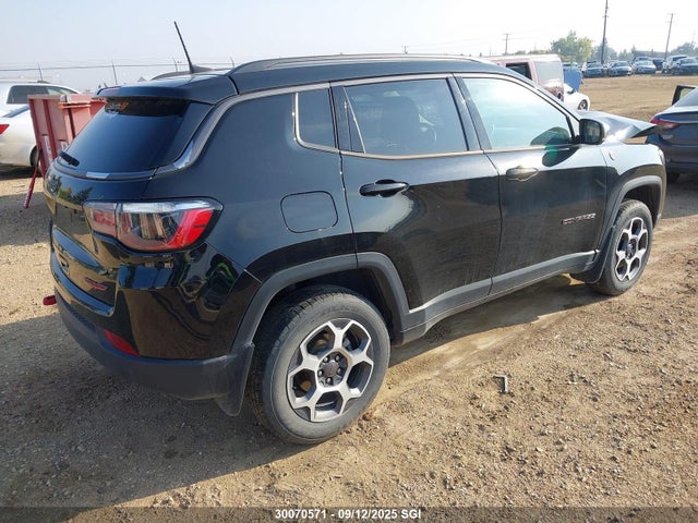 3C4NJDDB8NT114389 Jeep Compass
