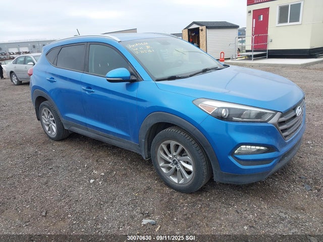 2016 KM8J3CA45GU215161 main image