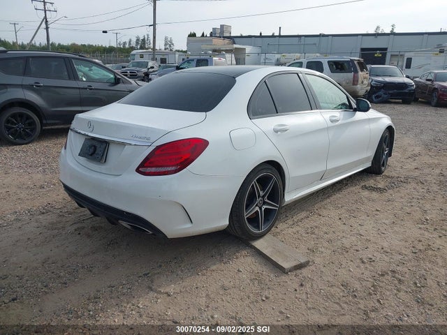 55SWF4KB5HU216324 Mercedes-Benz C-Class