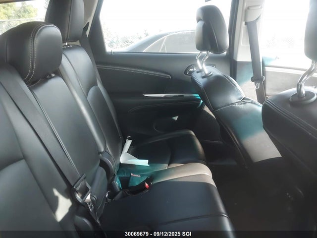 3C4PDDFG3ET125261 Dodge Journey