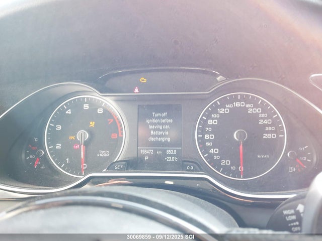 Audi A4 2016 WAUFFCFL1GN002989 Image 7