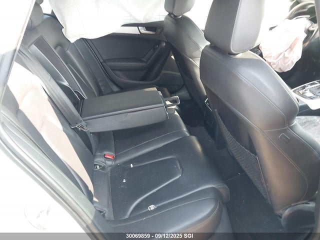 Audi A4 2016 WAUFFCFL1GN002989 Image 8