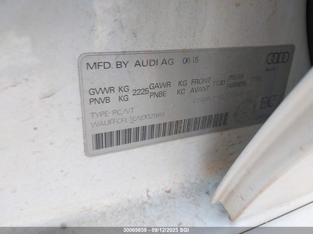Audi A4 2016 WAUFFCFL1GN002989 Image 9