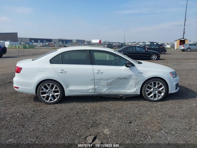 3VW5T7AJ3EM283802 Volkswagen Jetta
