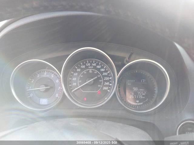 JM1GJ1V52F1218353 Mazda MAZDA6