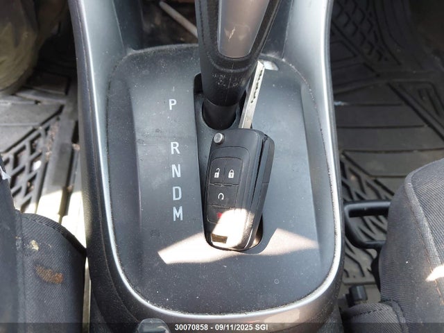 Chevrolet luv - mfi, variable valve timing, e85 max, alum 2018 3GNCJLSB5JL397100 Image 11