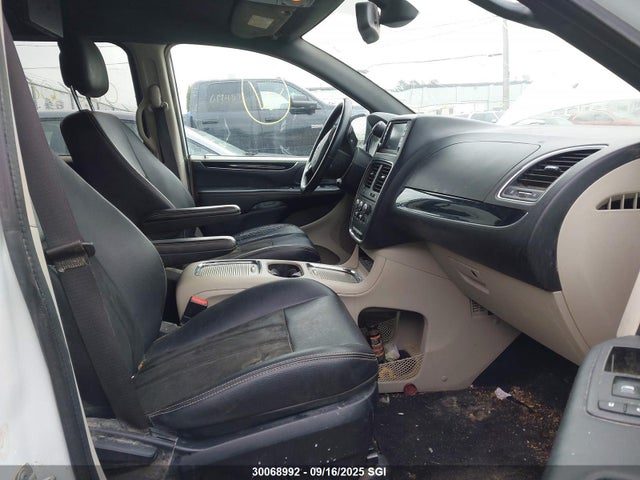 2C4RDGBGXKR636366 Dodge Grand Caravan
