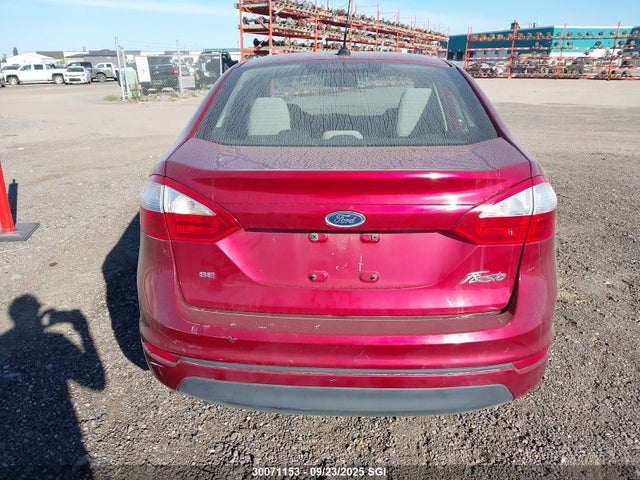 3FADP4BJ1FM127958 Ford 2015
