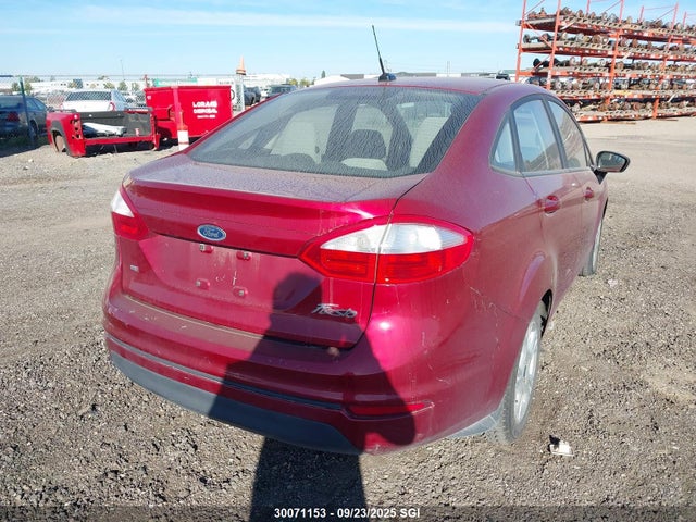 3FADP4BJ1FM127958 Ford 2015