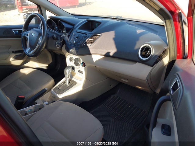 3FADP4BJ1FM127958 Ford 2015