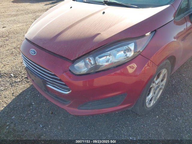 3FADP4BJ1FM127958 Ford 2015